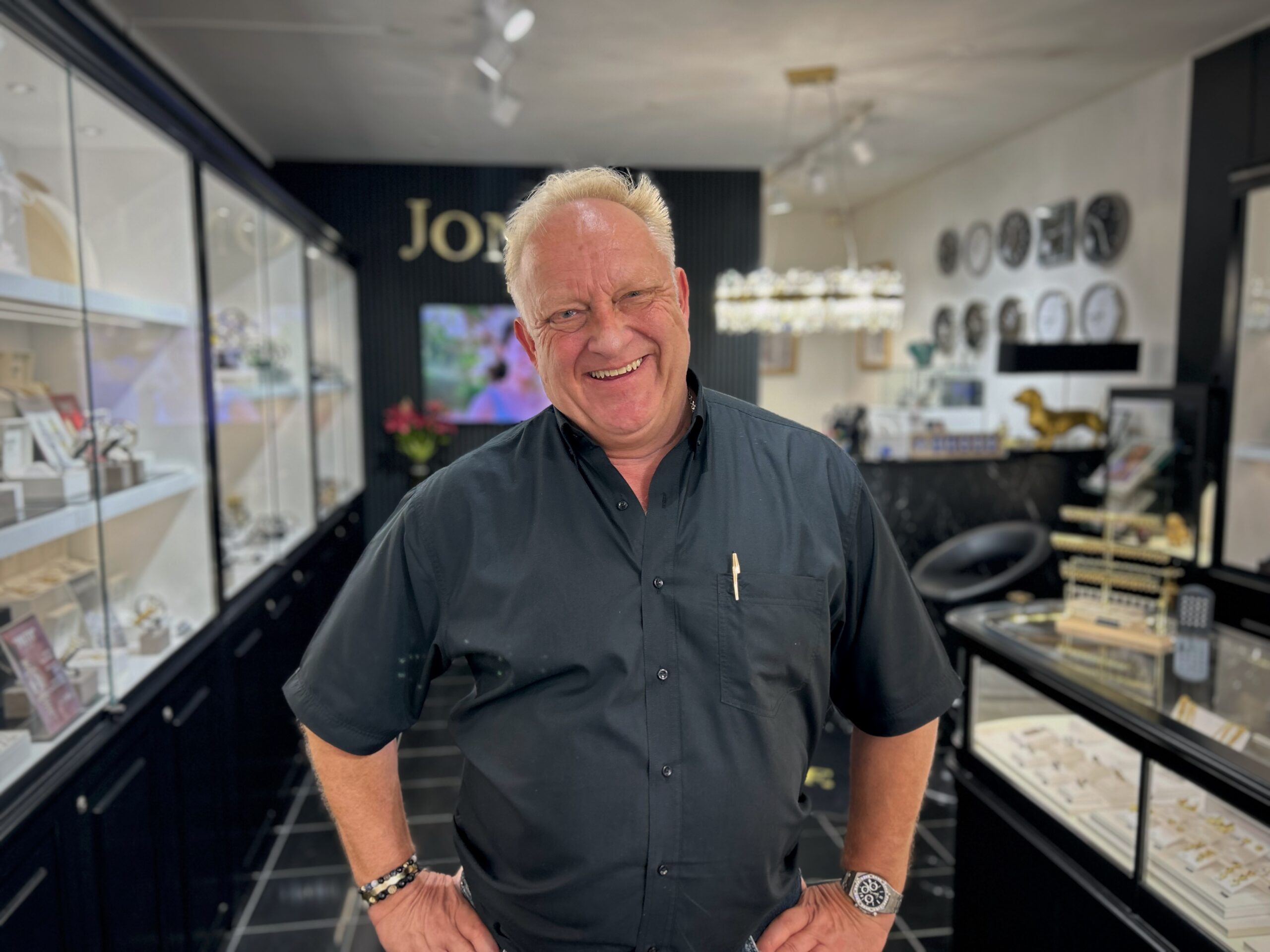 En nytårsbeslutning gjorde butikken fra 1897 splinterny: Juveler Jonsén i Algade er forvandlet